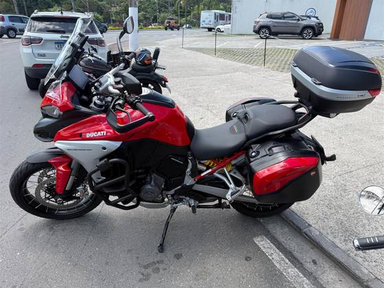 DUCATI MULTISTRADA 1200 V4 S DUCATI MULTISTRADA 1200 V4 S